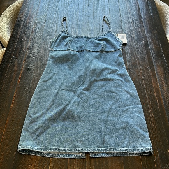 Billabong Denim Dress - Picture 1 of 4